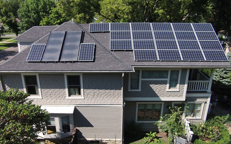 Residential Solar Panel Dealer